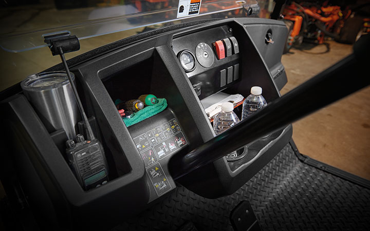 hauler800vehicledetailpage_feature3_720x450